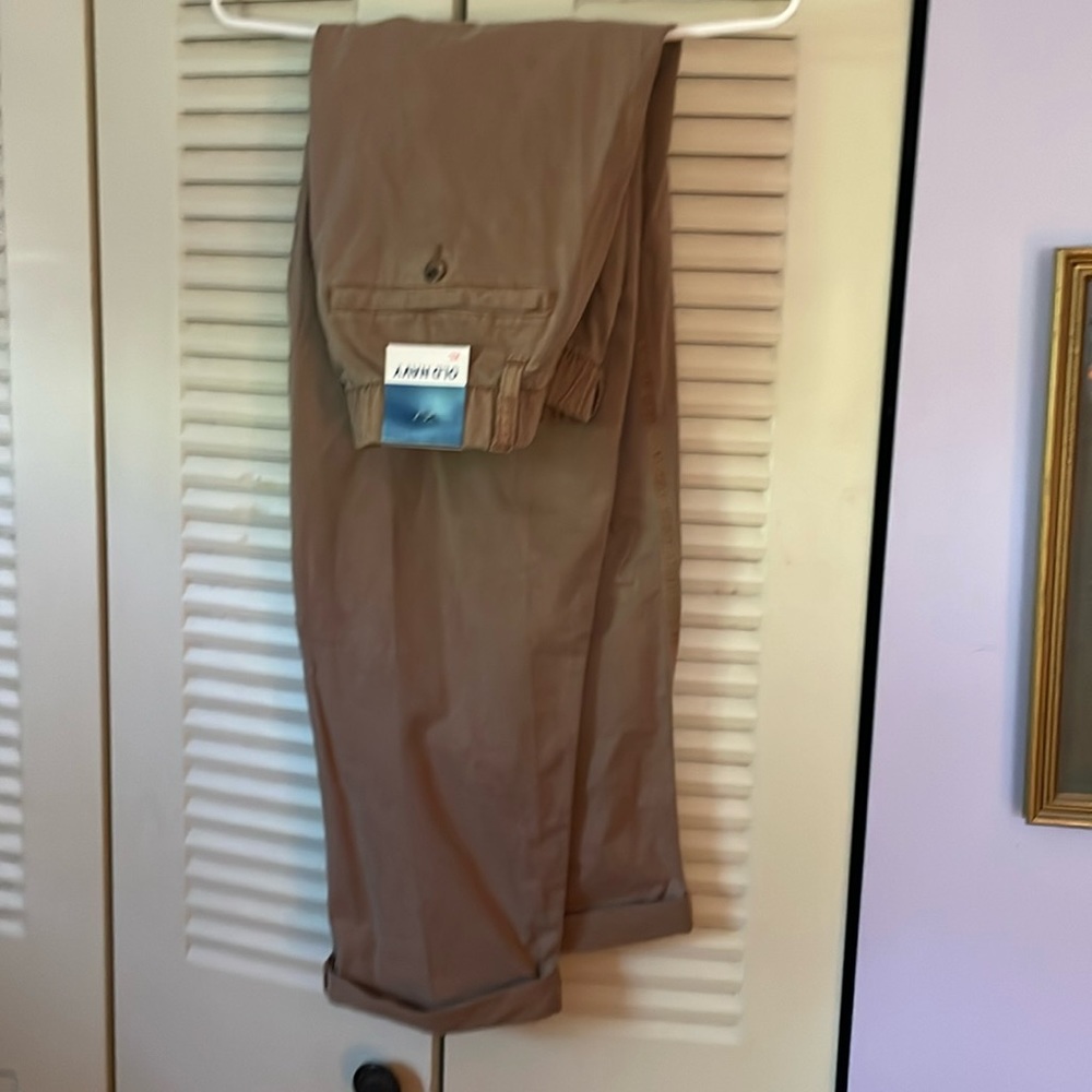 Brown Old Navy cargos